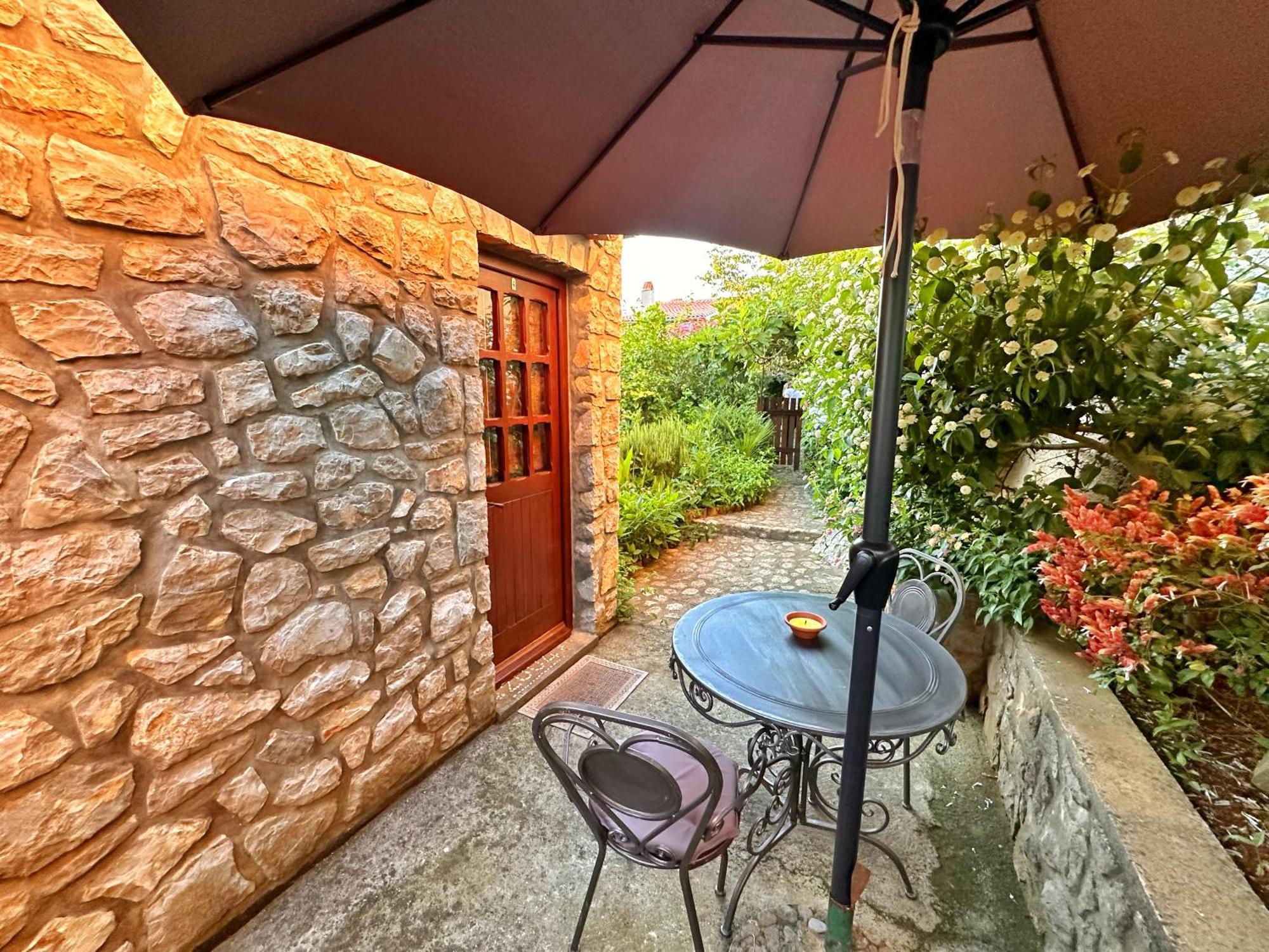 Apartments Cvita Veli Lošinj Kültér fotó